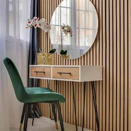 Jacob Apartment